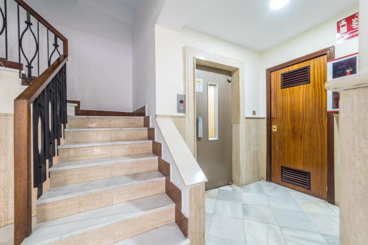 Suite Homes Santa Lucia Малага Экстерьер фото